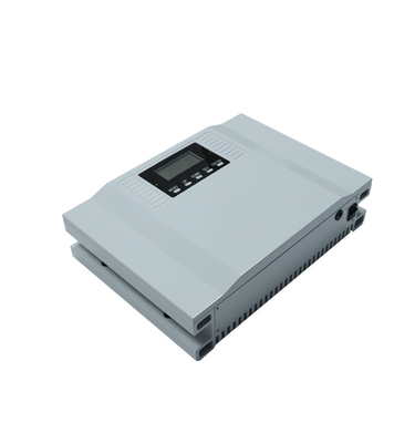 comprar control de ganancia automático del tri repetidor de la banda de 850MHz 1800MHz 2100MHz fabricación en línea
