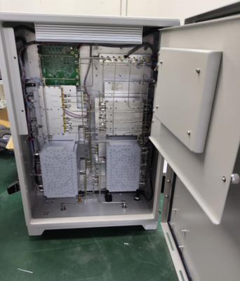 Banda digital de alta potencia selectiva de 10 Watt de ingeniería amplificador de señal celular 40dBm Repetidor