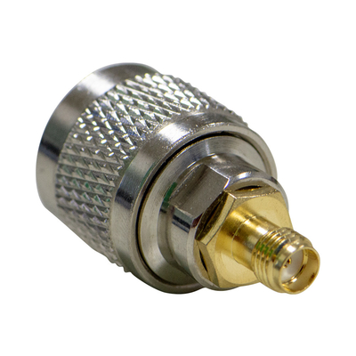 La hembra de SMA al varón de N modificó el conector para requisitos particulares para el cable del repetidor de la señal